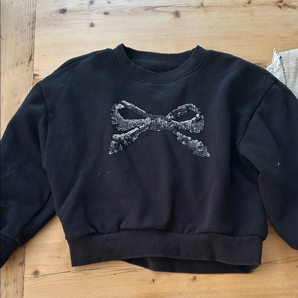 Gap Kids Black Sequin Bow Cropped Sweatshirt 6/7